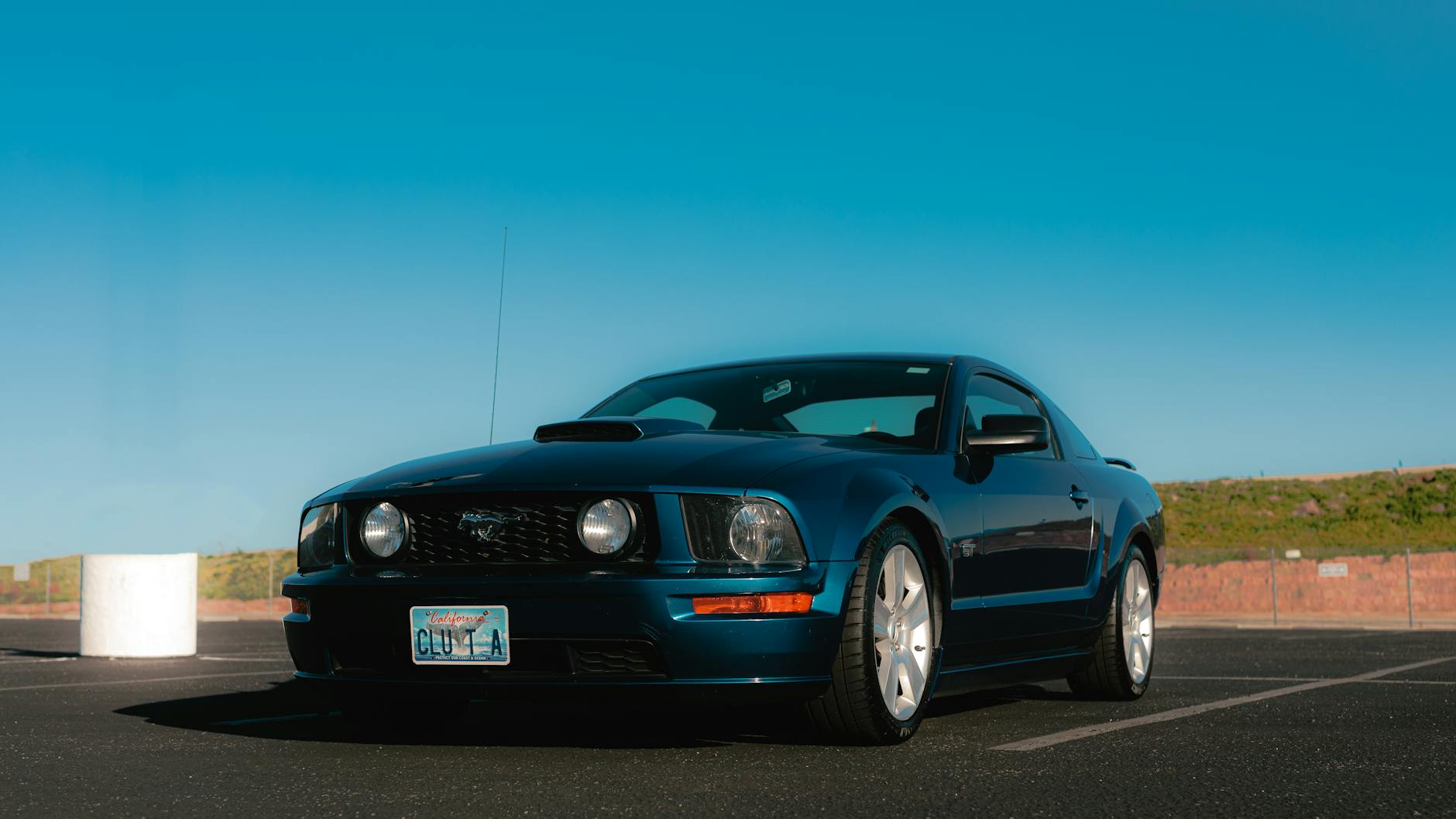 black ford mustang